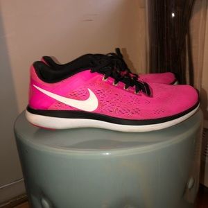 Nike Women’s RN 2016 Flex Running Shoes Lace Up